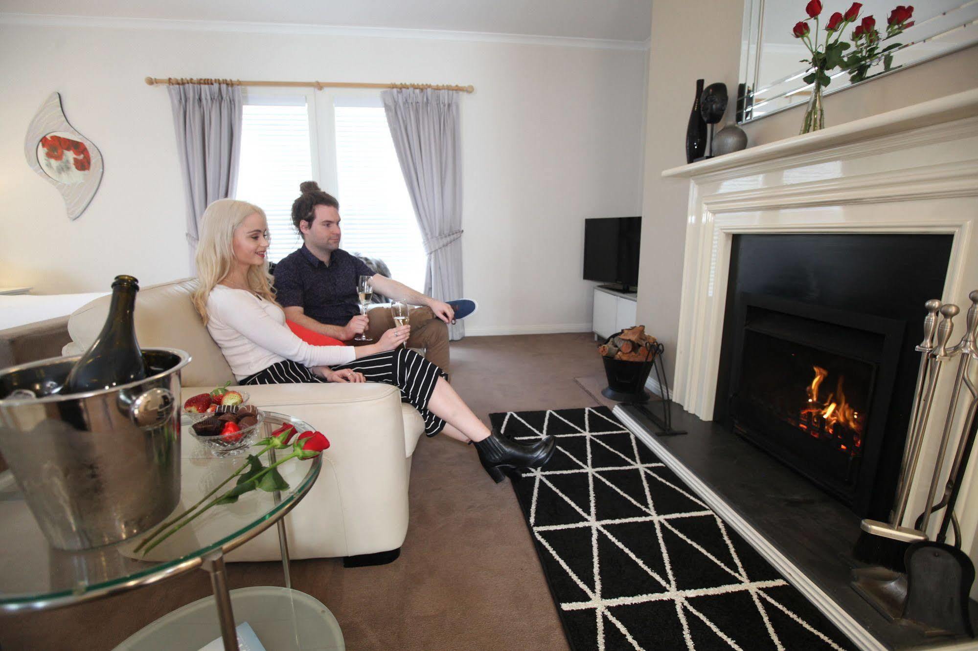 Wine And Roses Bed And Breakfast Adelaide Exterior foto