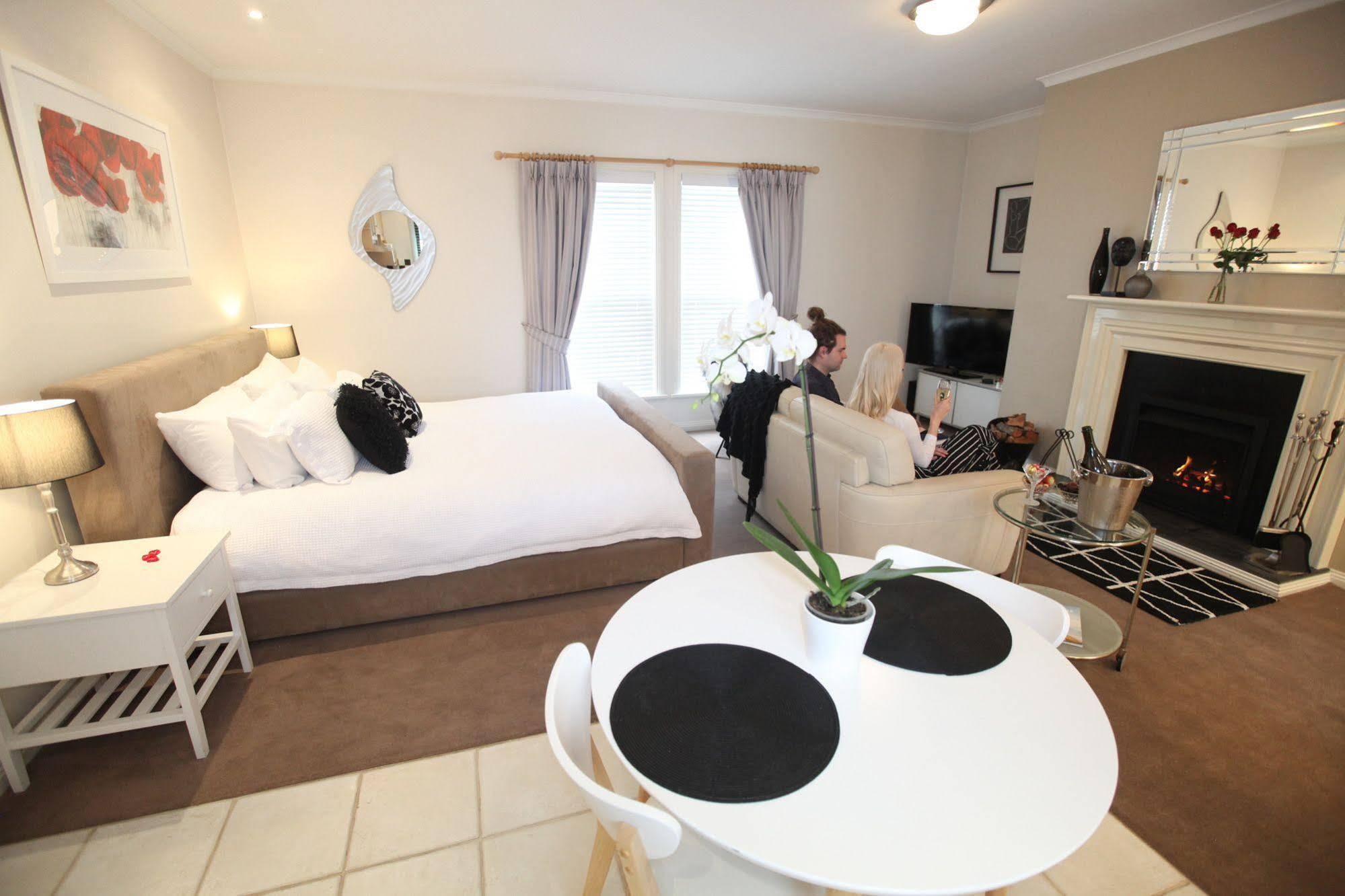 Wine And Roses Bed And Breakfast Adelaide Exterior foto